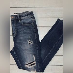 KanCan- Kurvy skinny Sz 27